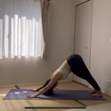 「滑る」「グラグラする」「痛い」初心者が知らないヨガマット選びの落とし穴